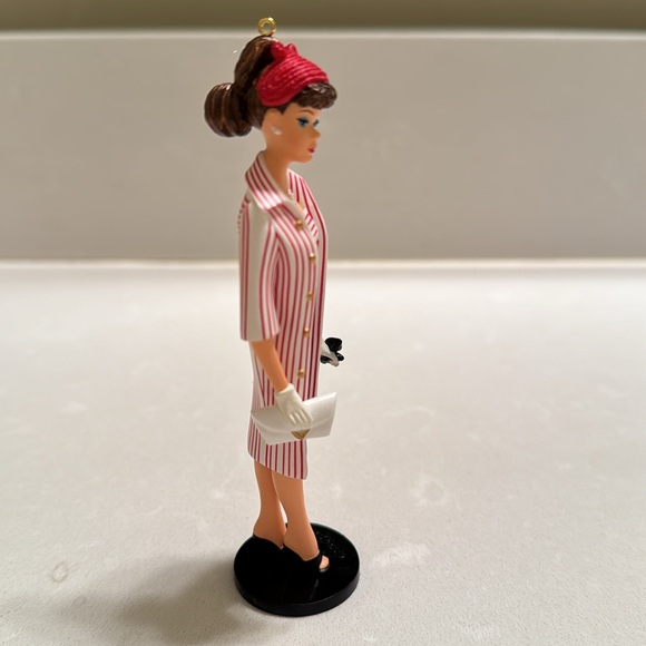 Roman Holiday Barbie Ornament by Hallmark 2007 - Picture 8 of 9